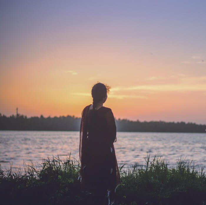 4 Habits Lonely Moms Can Use to Feel More Connected